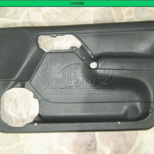 TAPA DE PUERTA DELANTERA DERECHA NEGRA