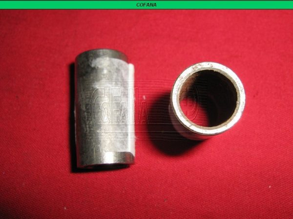 BUJE DE ESTABILIZADOR TRASERO DE METAL